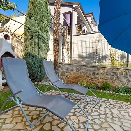 1 Bedroom Gorgeous In Lovran