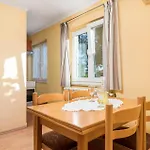 1 Bedroom Amazing In لوفغان